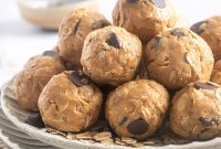 No-Bake Peanut Butter Protein Bites