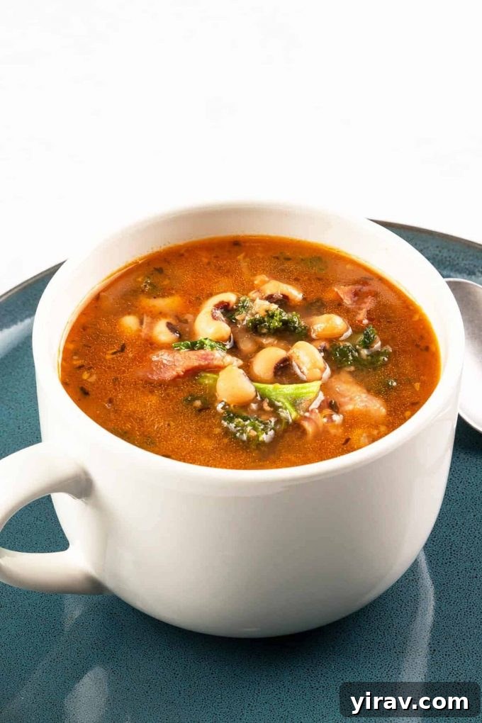 Mug of Instant Pot black eyed peas