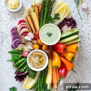 Crudites platter with hummus and dip